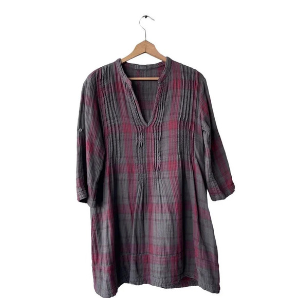 CP SHADE Plaid Tunic Women’s Size S Gray Gauze Cotton V-neck Roll-tab Blouse - Picture 1 of 3